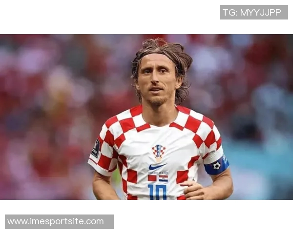 拉莫斯点赞引热议莫德里奇与拉莫斯或将在米兰重聚的可能性分析